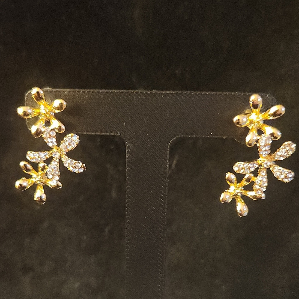 Zgy Floral Gold and Silver Tone Earrings